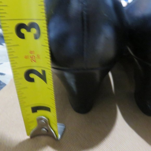 Gucci Vintage Italian Leather Navy Blue Pumps size 38 or US 8 Gucci Red Stripe - Picture 5 of 11